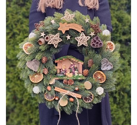 Vianočný veniec s betlehemom a LED osvetlením - priemer 40 cm